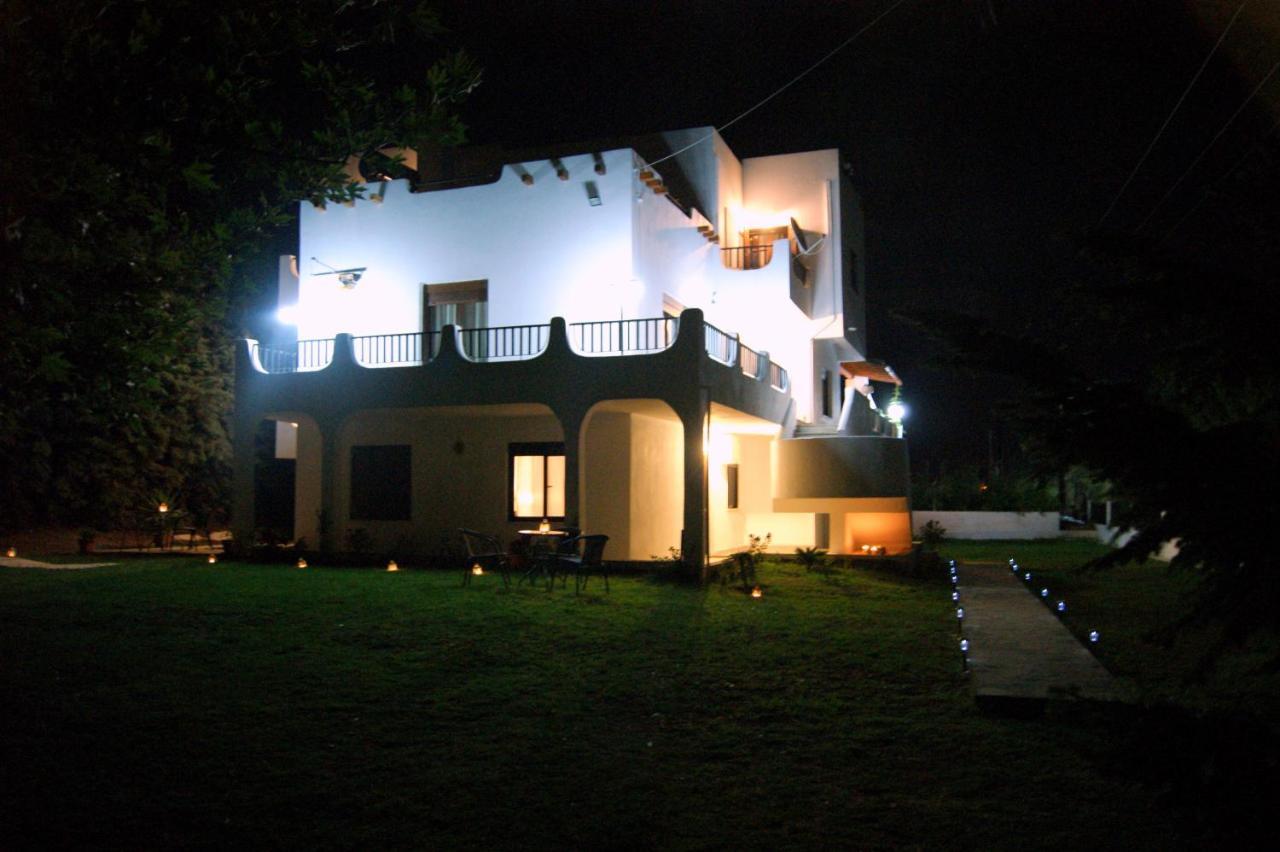 Simplicity At Iris Accommodation ซากูเดีย ภายนอก รูปภาพ