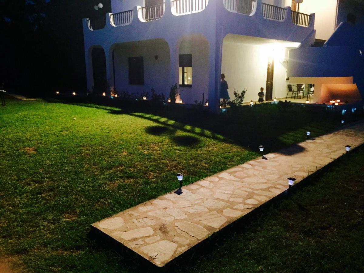 Simplicity At Iris Accommodation ซากูเดีย ภายนอก รูปภาพ